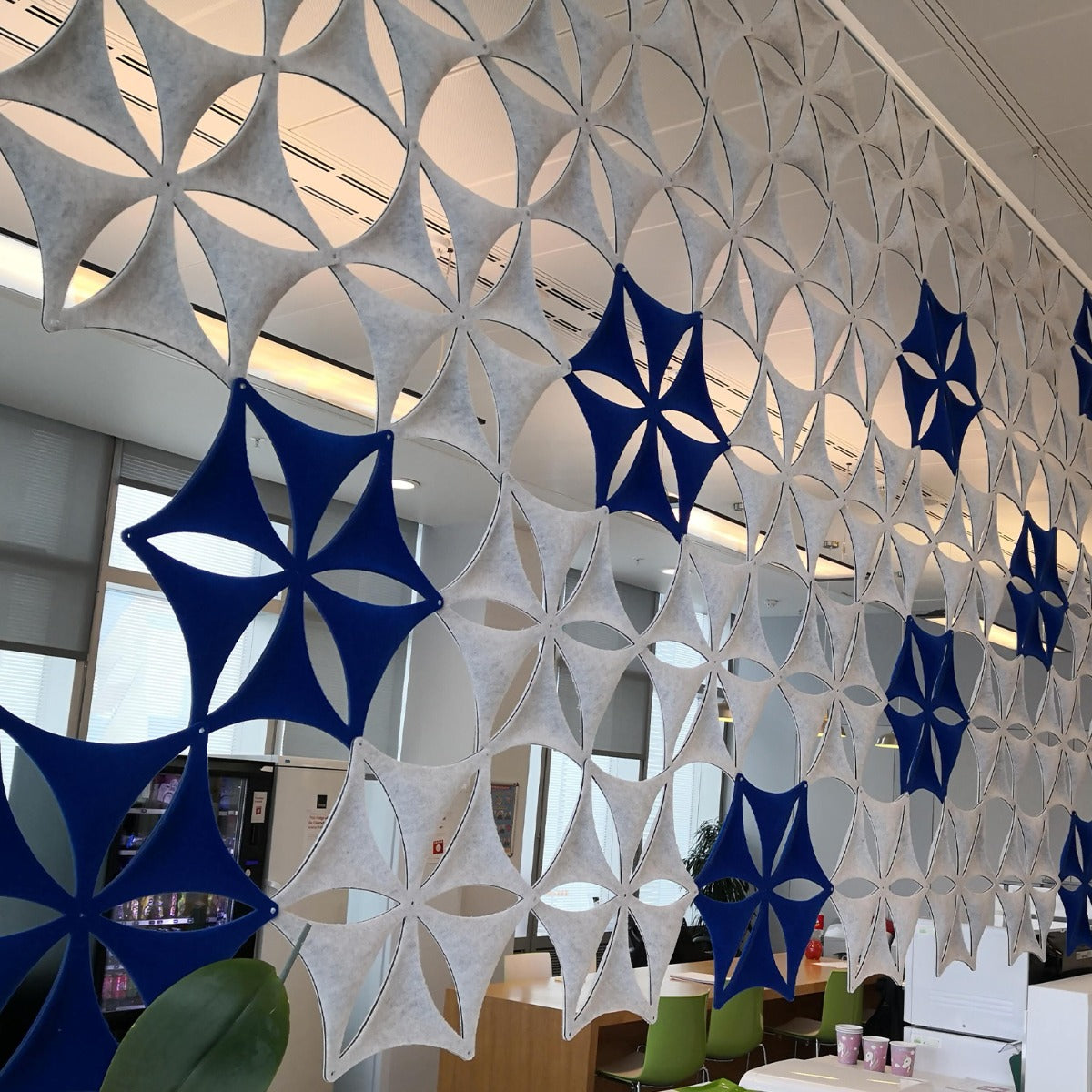 Abstracta 'Airflake' Hanging Screen 