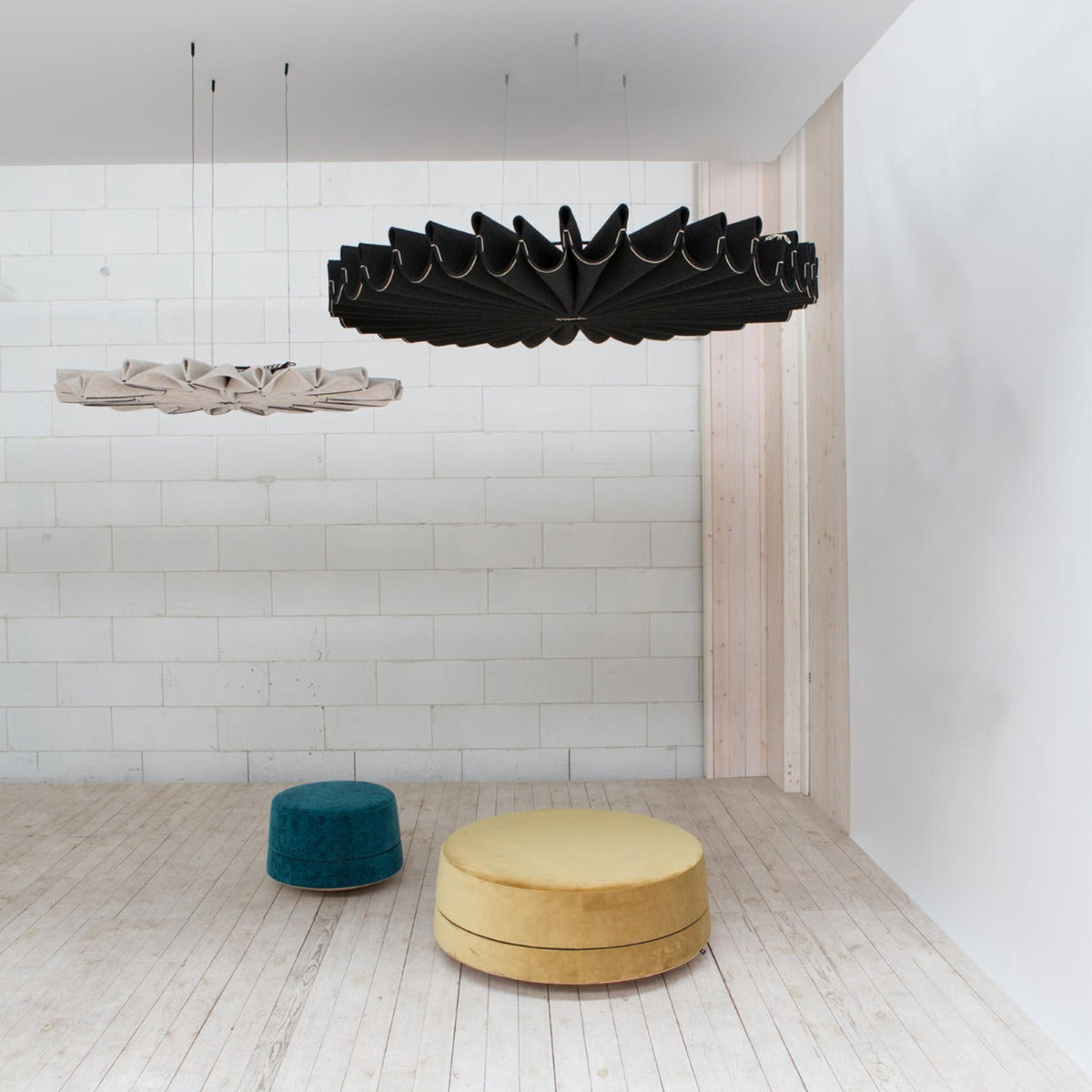 BuzziPleat Pendant Light - Multiple Sizes